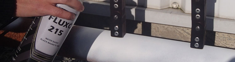 FLUXO 215 - čierna magnetická suspenzia